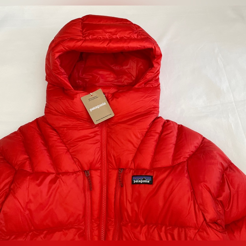 NWT Patagonia Fitz Roy Down Parka Hoody Coat Women's Size L Madder Red FA24 - Picture 7 of 16